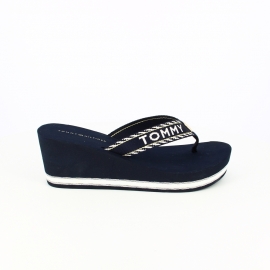 WEBBING WEDGE