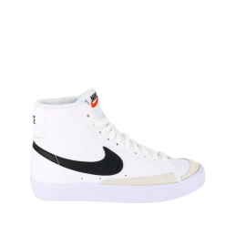 BLAZER MID